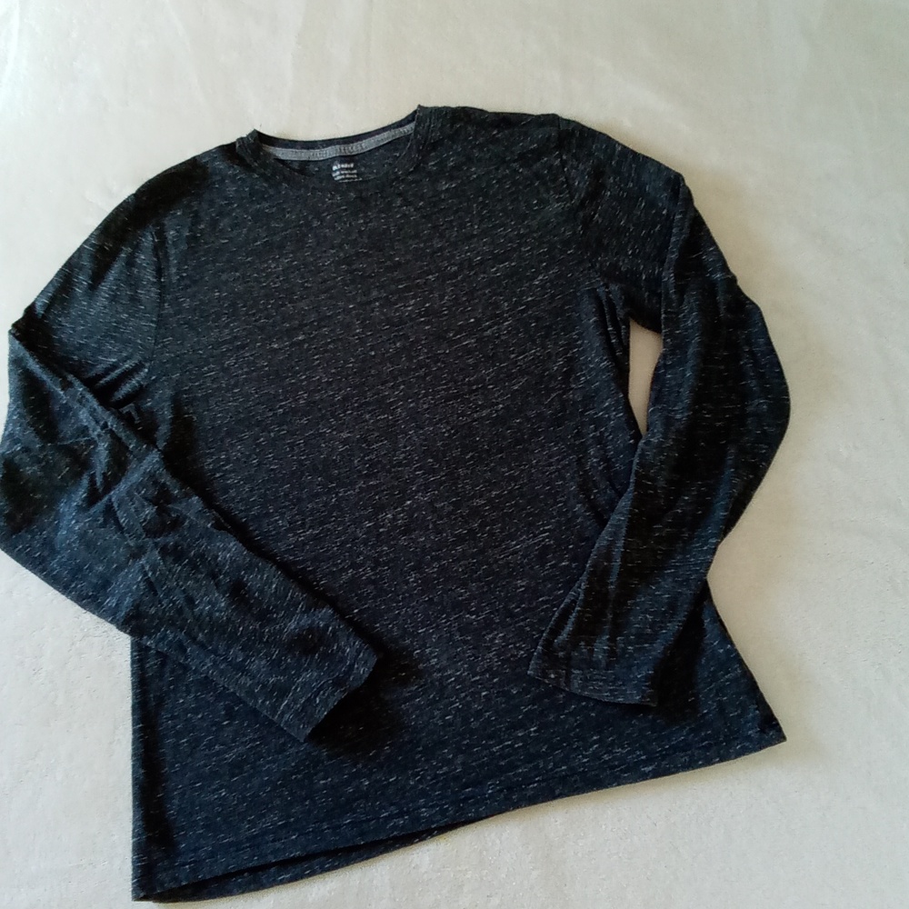 Simple Gray Long Sleeve Tee
